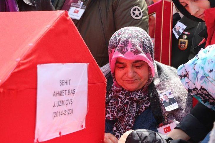 Sakarya Şehidini Dualarla Son Yolculuğuna Uğurladı G5