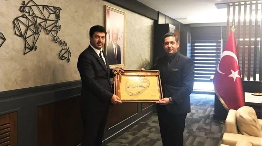 Dekan Sarıbıyık’tan, Sakaryagiad’a Ziyaret