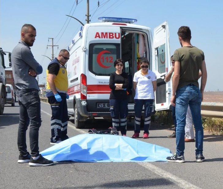 Karşıdan Karşıya Geçerken Otomobilin Çarptığı Yaşlı Kadın Öldü G4