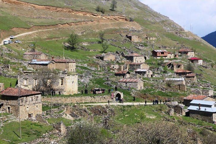 Bakan Soylu Santa Harabeleri’ni Gezdi G2