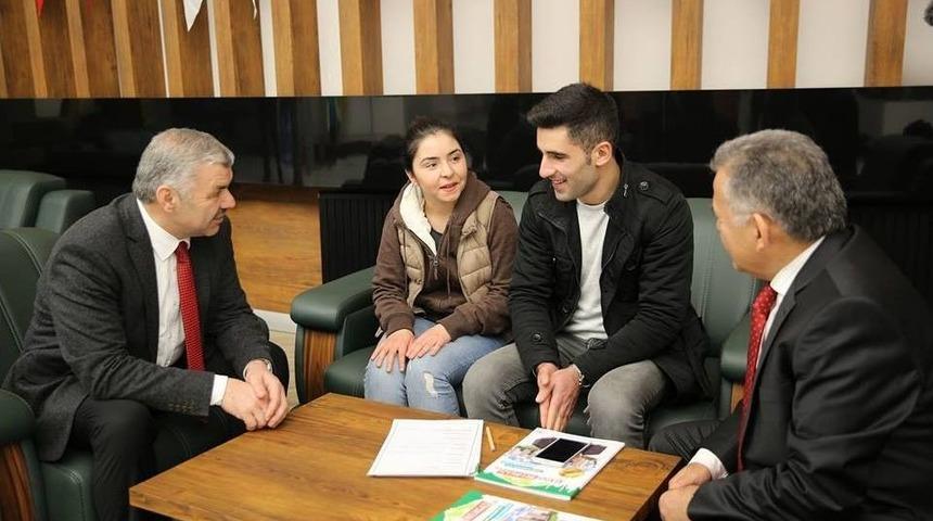 B&uuml;y&uuml;kşehir Belediye Başkanı Mustafa &Ccedil;elik, Melikgazi&rsquo;de