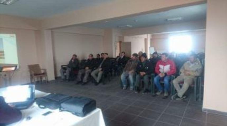 Aslanapa&rsquo;da &Uuml;reticilere Seminer