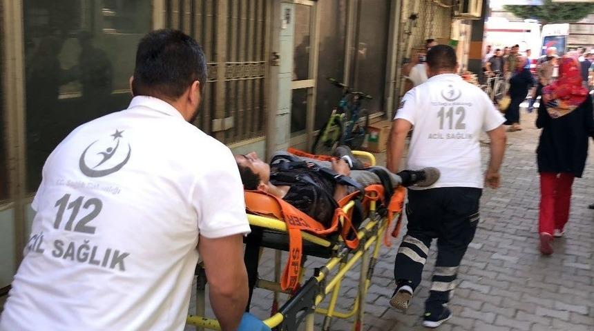 Akyazı’da Silahlı Saldırı: 1 Yaralı