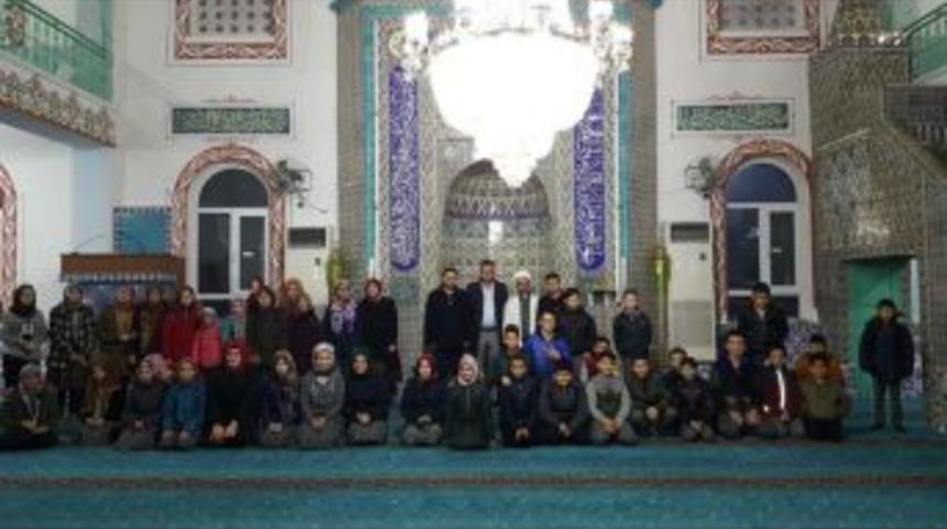 &Ouml;ğrenciler &rsquo;sabah Namazı&rsquo;nda Buluştu