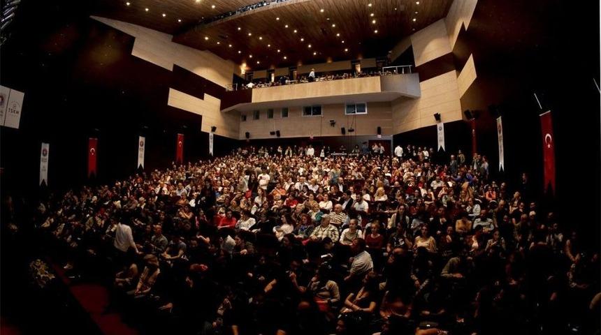 Kardeş T&uuml;rk&uuml;ler&rsquo;den Maltepe&rsquo;de 25. Yıl Konseri