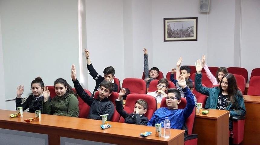 Sapanca Kent Konseyi &Ccedil;ocuk Meclisi&rsquo;nde Olağan 3&rsquo;&uuml;nc&uuml; Toplantı