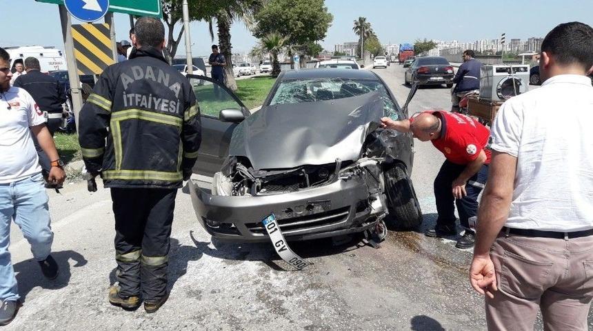 Adana’da Trafik Kazası: 3 Yaralı