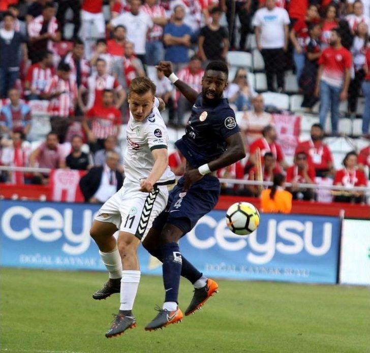 Spor Toto Süper Lig: Antalyaspor: - Atiker Konyaspor: (ilk Yarı) G4