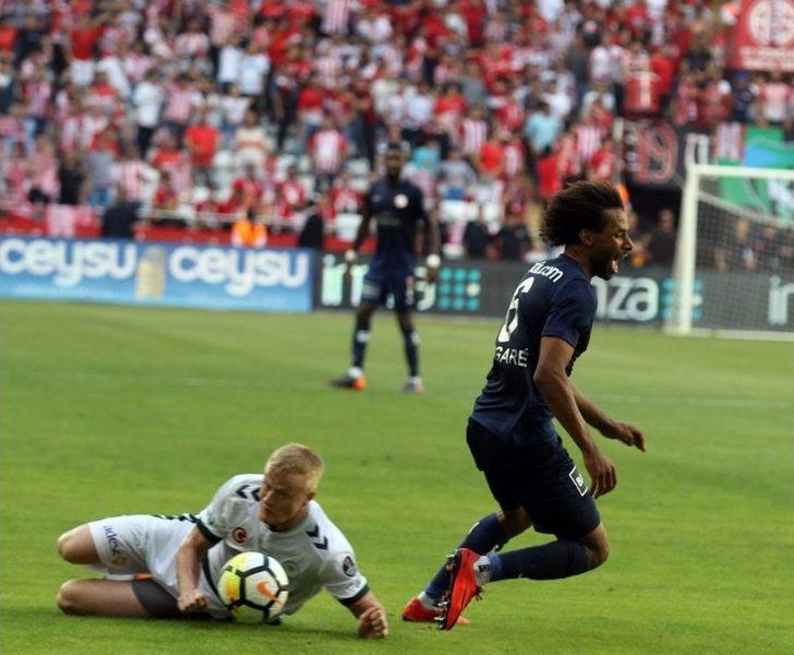 Spor Toto Süper Lig: Antalyaspor: - Atiker Konyaspor: (ilk Yarı) G5