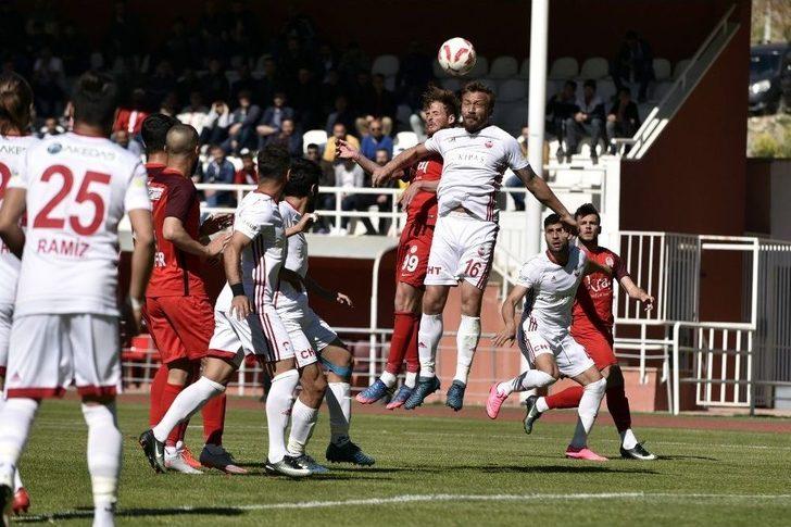 Tff 2. Lig: Gümüşhanespor: 4 - Kahramanmaraşspor: 0 G3