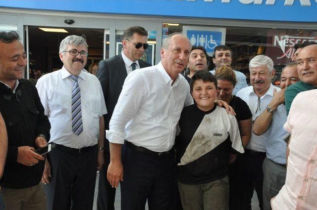 Cumhurbaşkanı Adayı Muharrem İnce Isparta Mitingine Giderken Sandıklı’da Mola Verdi