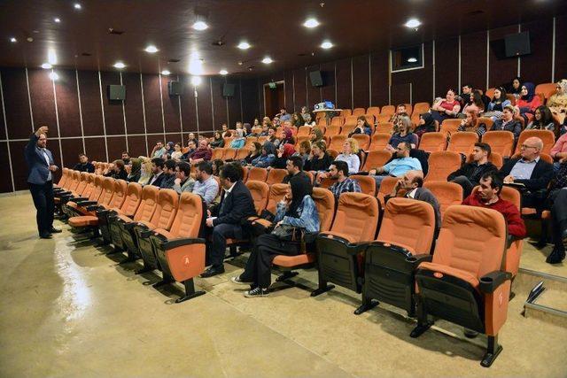 &lsquo;sosyal Medya Uzmanlığı&rsquo; Eğitim Programında Dersler Başladı 1