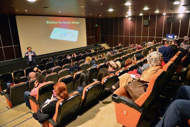 &lsquo;sosyal Medya Uzmanlığı&rsquo; Eğitim Programında Dersler Başladı 2