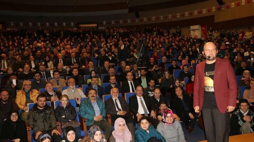 Kud&uuml;s&rsquo;&uuml; &Uuml;nl&uuml; Tarih&ccedil;iden Dinlediler