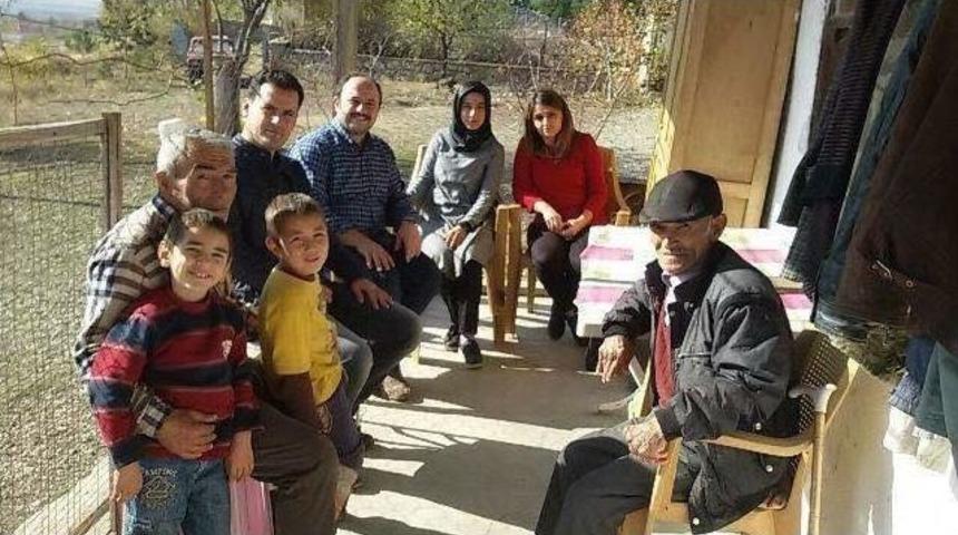 &Ouml;ğretmenler İki Ayda 516 Aileyi Ziyaret Etti