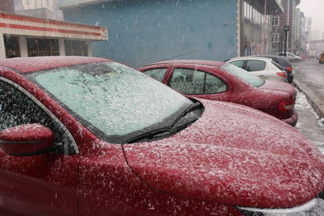 Ağrı&rsquo;da Kar Yağışı Etkili Oluyor