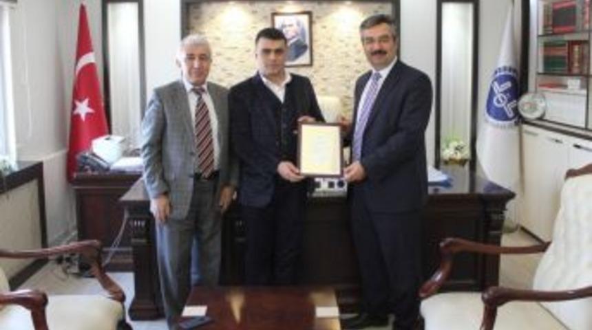 Hayırsever Batmanlı D&uuml;kkanlarını Diyanet&rsquo;e Vakfetti