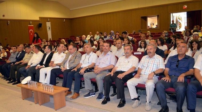 Didim&rsquo;de Başarılı &Ouml;ğrenciler &Ouml;d&uuml;llendirildi