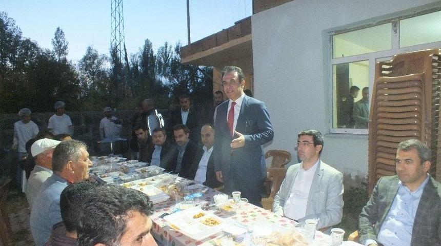 Başakşehir&rsquo;den Malazgirt&rsquo;e Kardeşlik İftarı