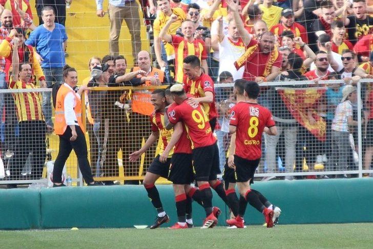 Spor Toto Süper Lig: Göztepe: 2 - Bursaspor: 1 (maç Sonucu) G1