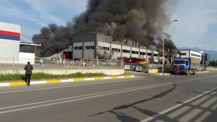 Osb’de Fabrika Yangını G1