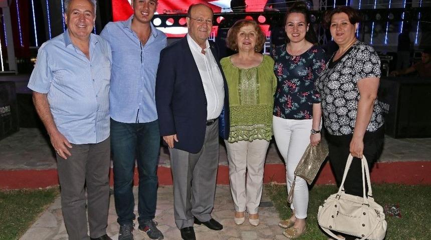 Efeler Ailesi İftarda Buluştu