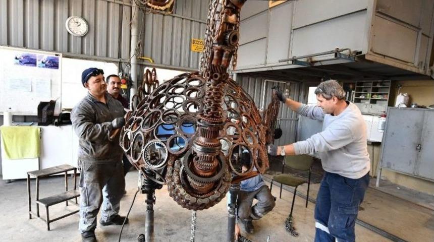 Hurda Metaller Sanata D&ouml;n&uuml;şt&uuml;