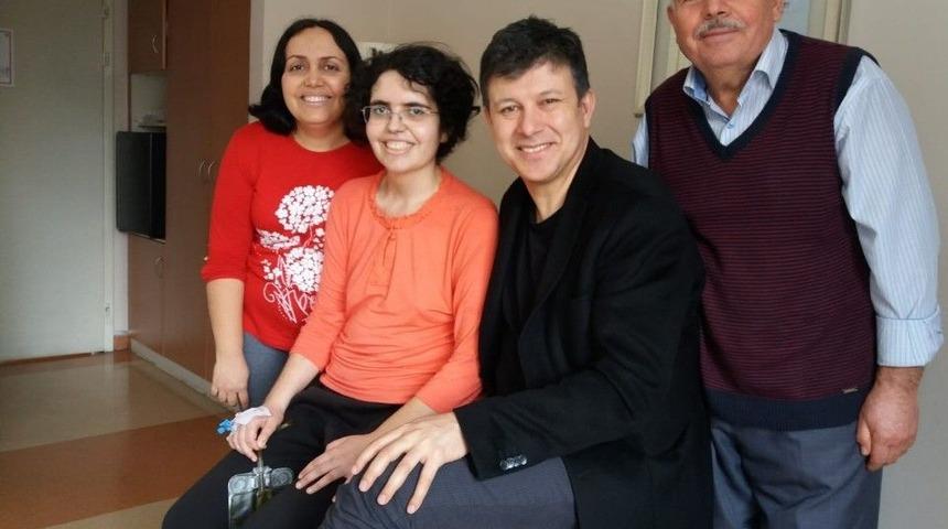 (&ouml;zel) Karaciğeri Kendine Yeniden Nakledildi