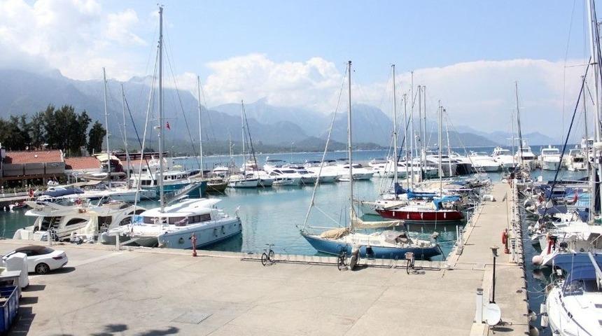 Kemer G-marina Yenileniyor