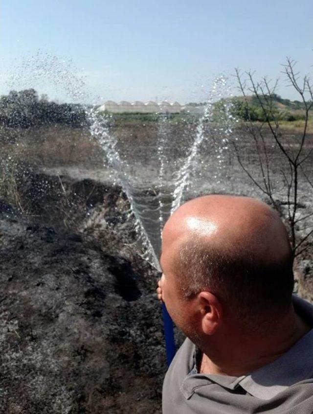 Antalya’da Boş Arazide Yangın