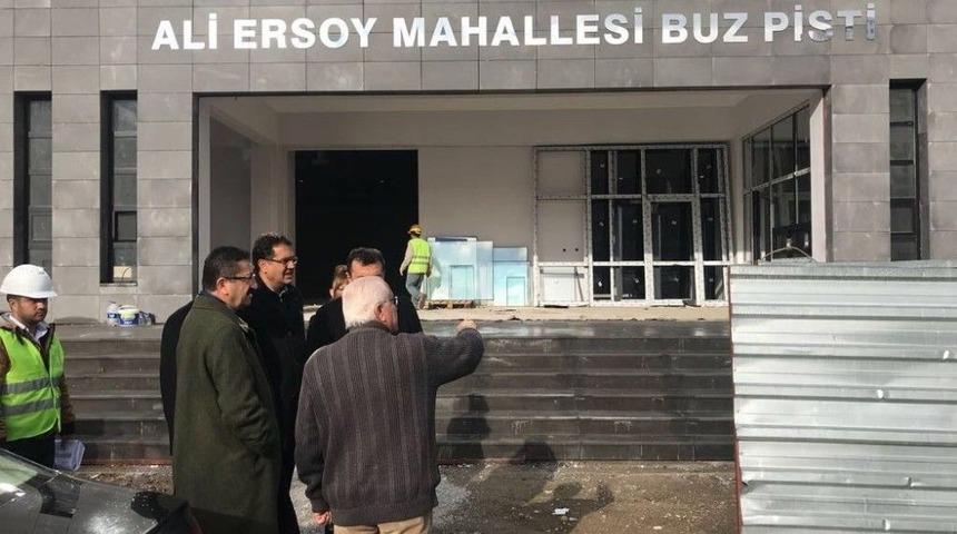 Başkan Tiryaki Yapımı Devam Eden Spor Tesislerini Denetledi