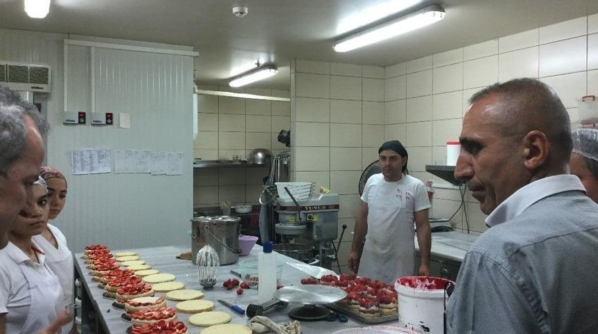 Bayram &Ouml;ncesi Pastanelere Hijyen Denetimi