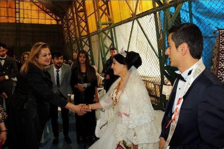 Vali Toprak, Kaya Ve Noyan Çiftinin Düğün Törenine Katıldı G3