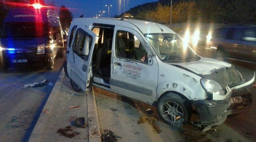 Başkent&rsquo;te Panelvan Otomobile &Ccedil;arptı: 6 Yaralı