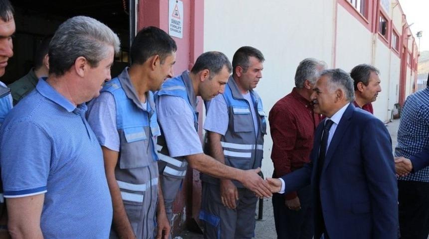 Melikgazi&rsquo;de 2. D&ouml;nem İkramiyeleri Dağıtıldı