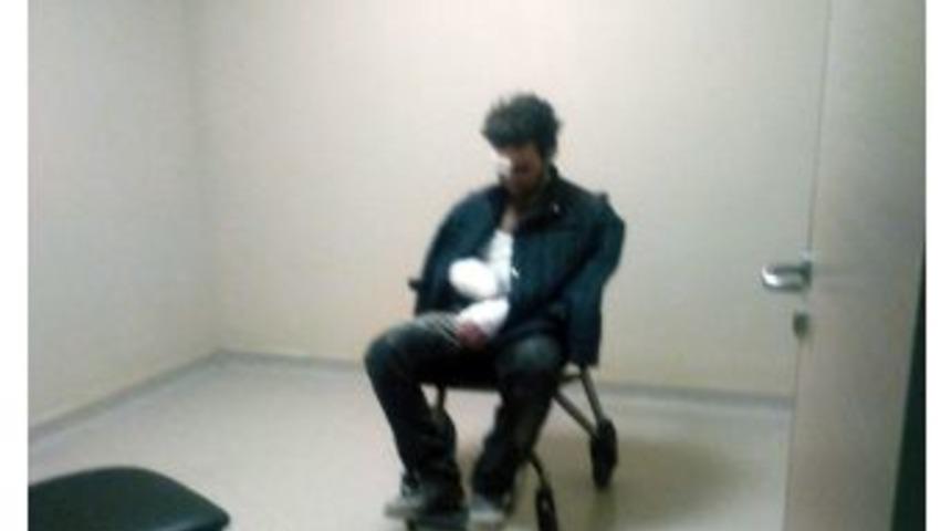 Yanan Oduna Tiner D&ouml;ken İş&ccedil;i Kendini Yaktı