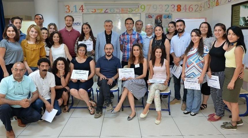 Muratpaşa &Ouml;ğretmenlerine Sertifika