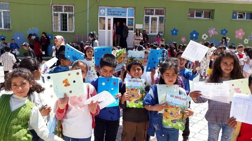 Kars’ta 66 Bin 890 Öğrenci Yaz Tatiline Girdi