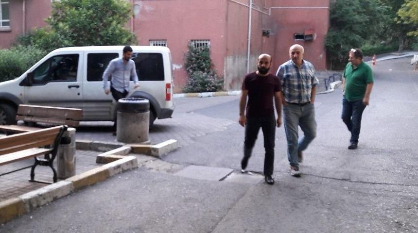 İstanbul&rsquo;da Fet&ouml; Operasyonu: 25 G&ouml;zaltı