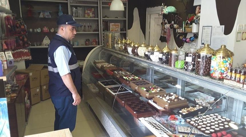 İzmit&rsquo;te Tatlıcılar Denetlendi