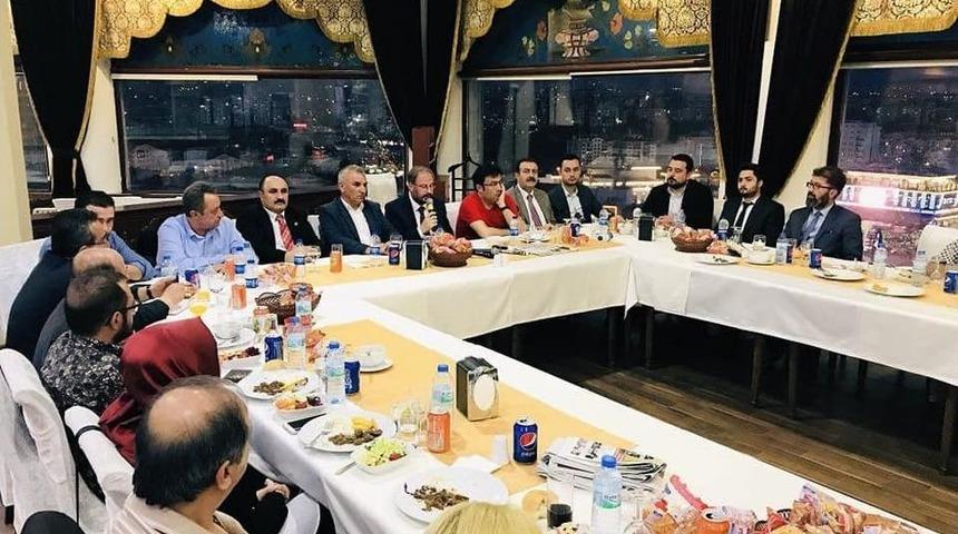 Ke&ccedil;i&ouml;ren Ak Parti İl&ccedil;e Başkanı Ş&uuml;kr&uuml; &Ouml;zek: