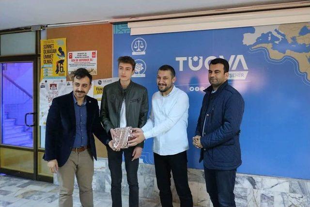 Tügva’da Satranç Turnuvası Düzenlendi