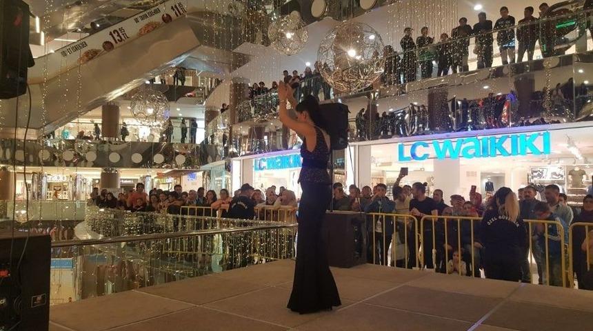 Nissara Avm&rsquo;de Şiva Konseri D&uuml;zenlendi