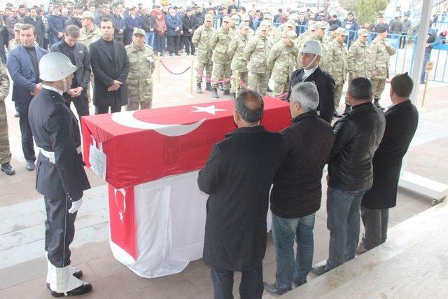 Şehit Polis Hakan Can Erzincan’da Son Yolculuğuna Uğurlandı