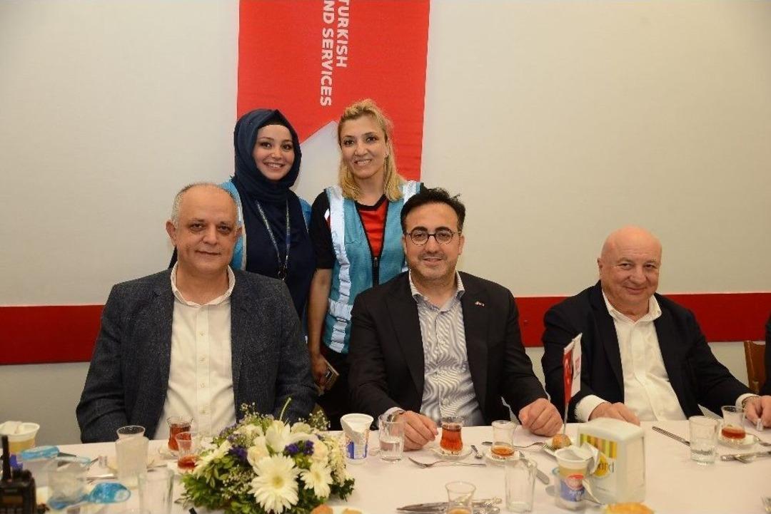 Atat&uuml;rk Havalimanı Apronunda Ramazan Etkinliği