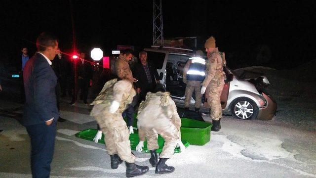 Gaziantep’te Tır İle Hafif Ticari Araç Çarpıştı: 1 Ölü