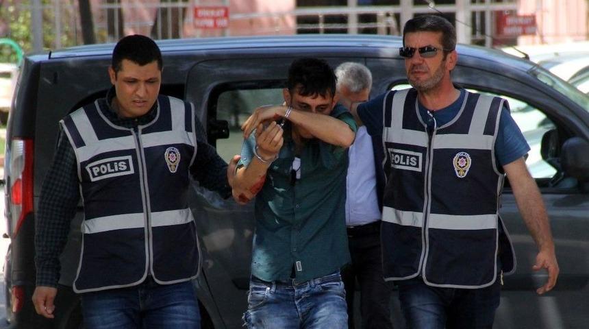 Firari Dolandırıcıyı Sahte Savcı Şakası Yakalattı