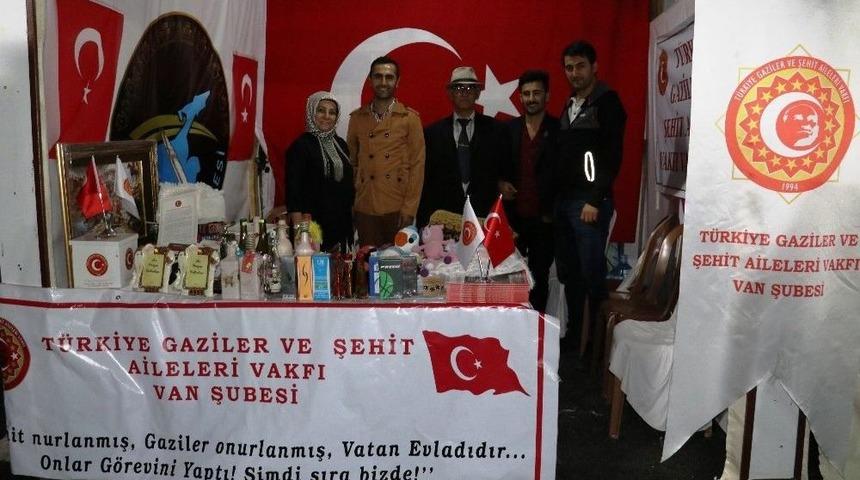 Gaziler Ve Şehit Aileleri Vakfı Standına İlgi B&uuml;y&uuml;k