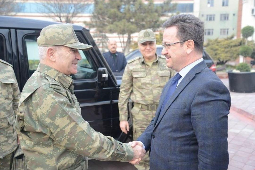 3. Ordu Komutanı Orgeneral İsmail Serdar Savaş, Iğdır Valisi Enver &Uuml;nl&uuml;&rsquo;y&uuml; Ziyaret Etti
