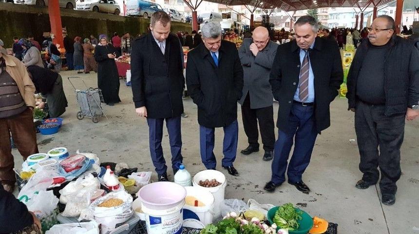 Yığılca&rsquo;da Başkanlar Pazar Yerini Gezdi